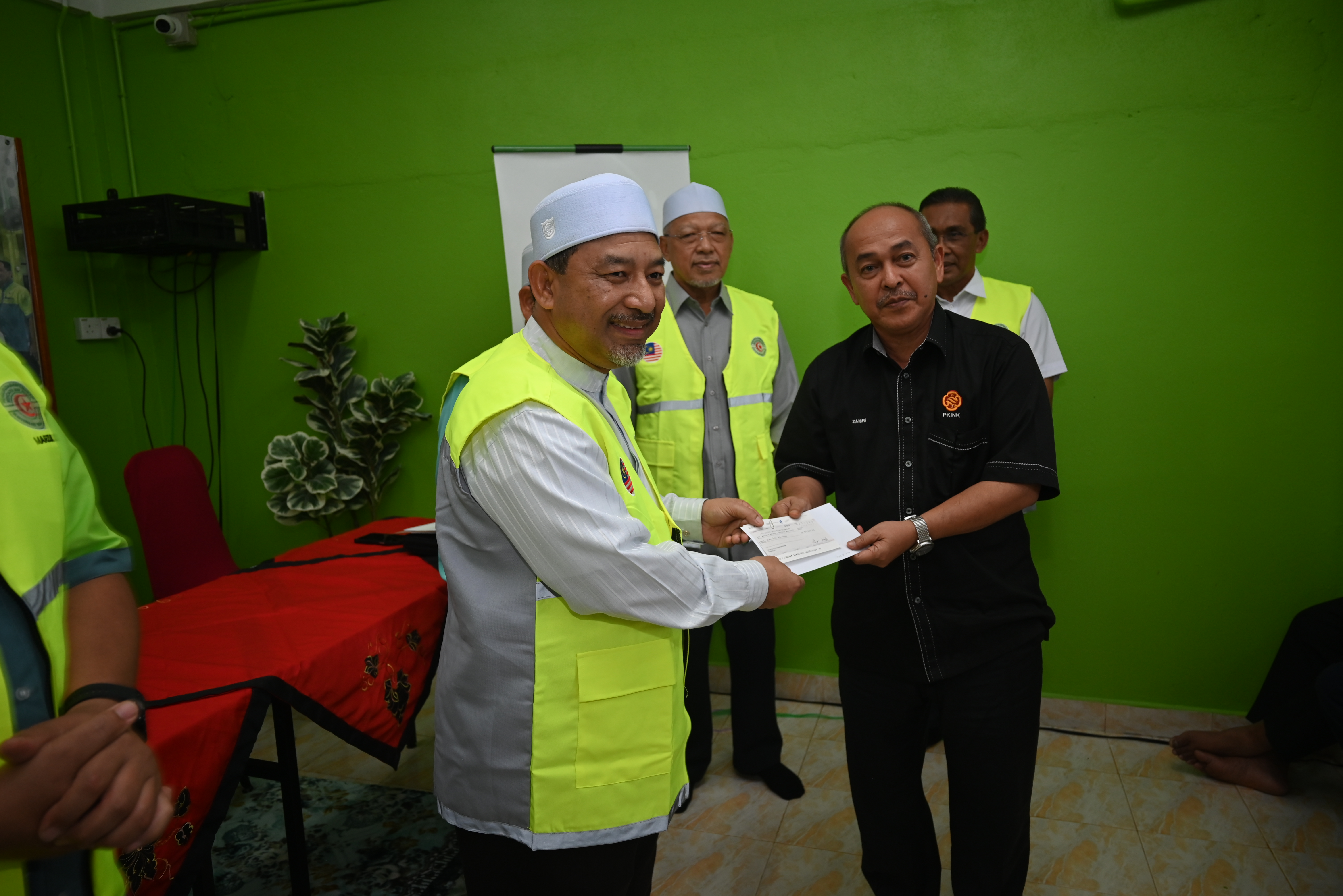 PKINK TURUT MENYUMBANG DI MAJLIS PELANCARAN DANA BANTUAN BENCANA NEGERI KELANTAN