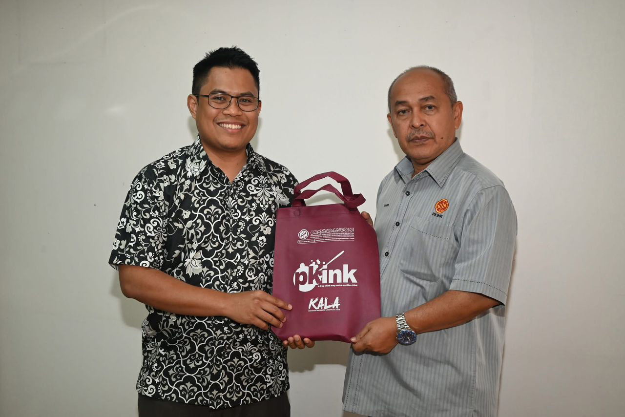 KUNJUNGAN HORMAT SG4 GROUP SDN BHD KE PKINK