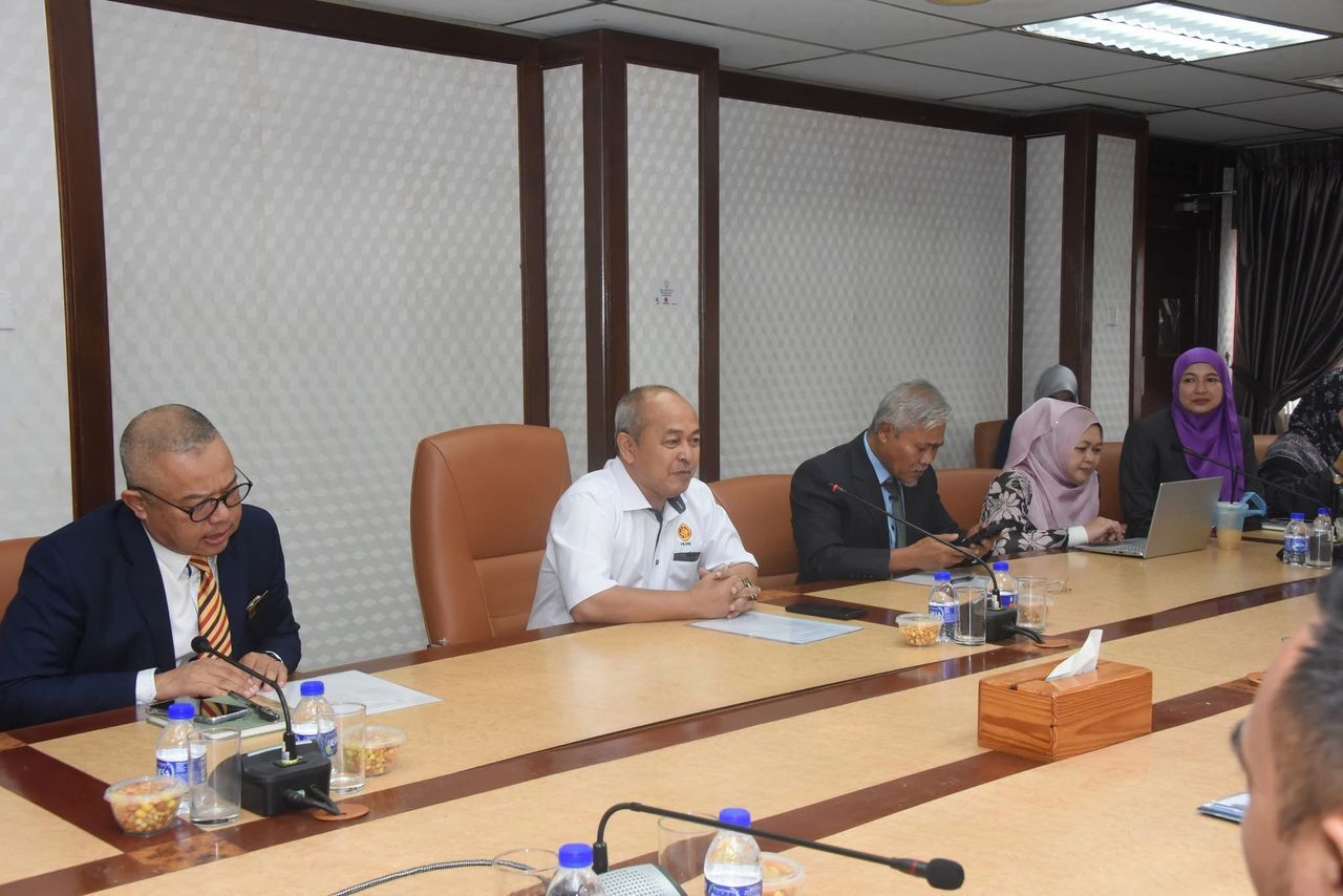 KUNJUNGAN HORMAT INFRA QUEST SDN BHD KE PKINK