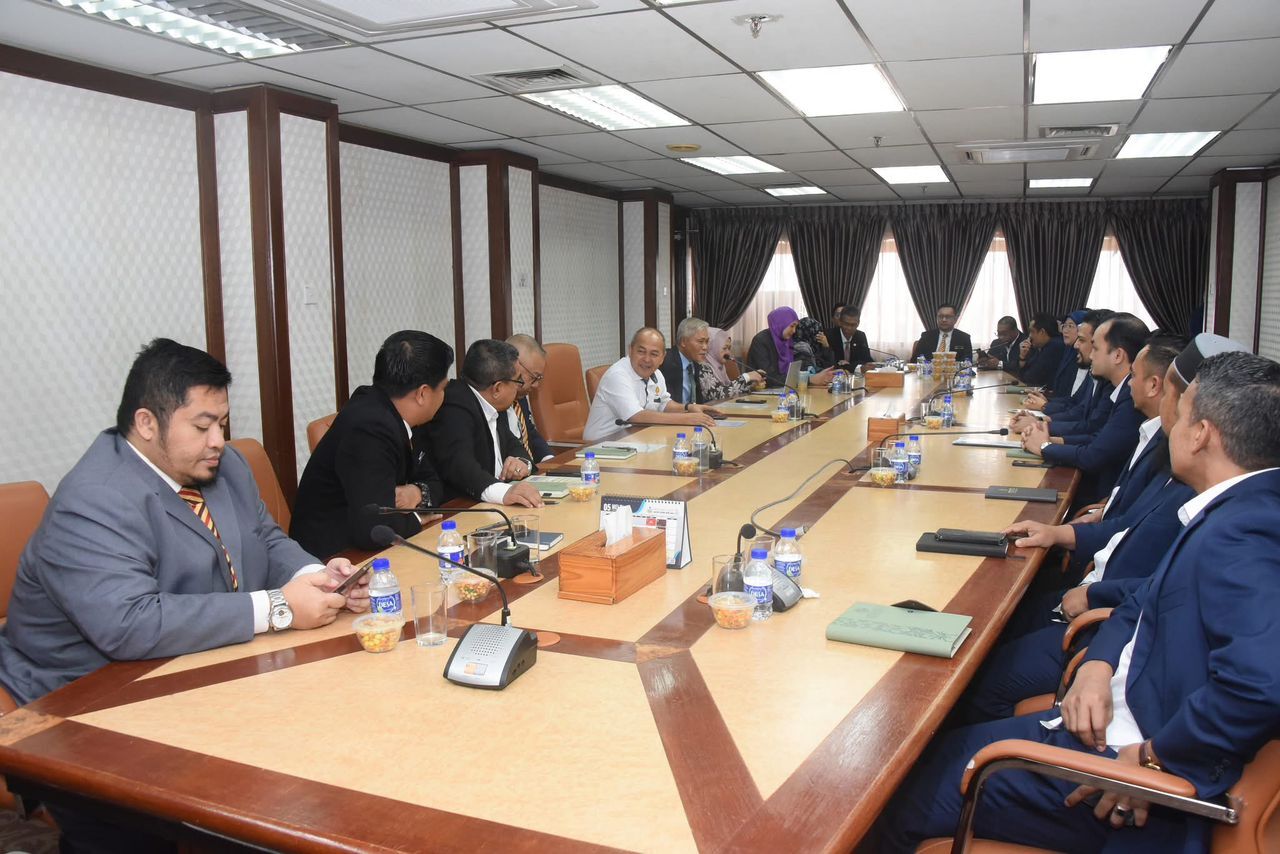 KUNJUNGAN HORMAT INFRA QUEST SDN BHD KE PKINK